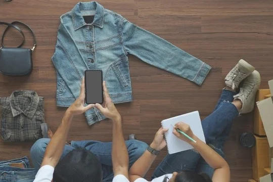 ECommerce supply chains matched with enterprise resource planning software